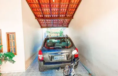 Casa com 4 quartos à venda na Rua Antônio Lemos da Silva, Aeroporto, Araguari