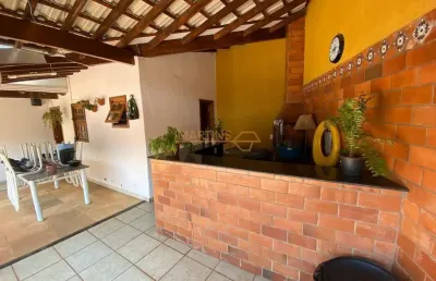 Casa com 3 quartos à venda no Sibipiruna, Araguari 