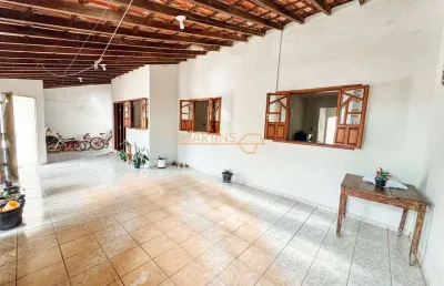 Casa com 3 quartos à venda no Aeroporto, Araguari 