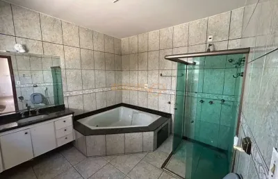 Casa com 4 quartos à venda na Praça Gaioso Neves, Maria Eugênia, Araguari