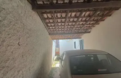 Casa com 3 quartos à venda no Goiás, Araguari 
