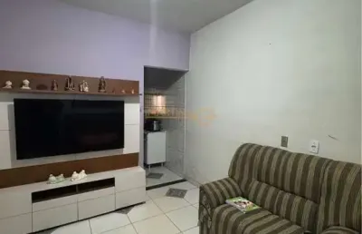 Casa com 3 quartos à venda no Jóquei Clube, Araguari 