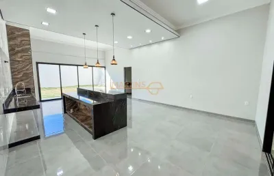 Casa à venda no Interlagos, Araguari 