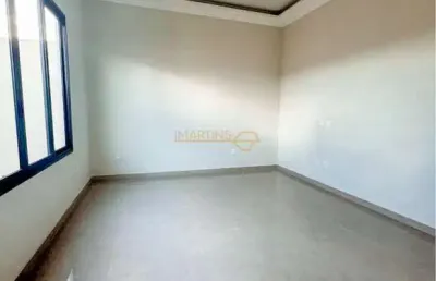 Casa nova, moderna e com acabamento de alto padrão!