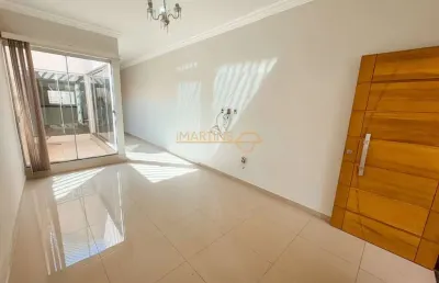 Casa com 3 quartos à venda na Rua Antônio Lemos da Silva, Centro, Araguari