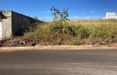 Terreno à venda no bairro interlagos iii - araguari/mg