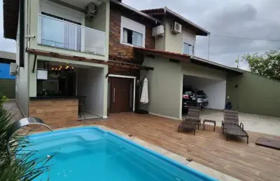 Casa com 4 quartos à venda no guanabara, joinville , 250 m2 por r$ 1.350.000