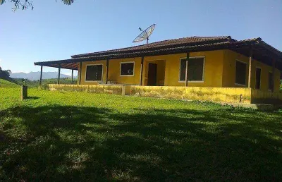 Sítio para venda em cachoeiras de macacu, japuíba, 3 dormitórios, 1 banheiro, 1 vaga