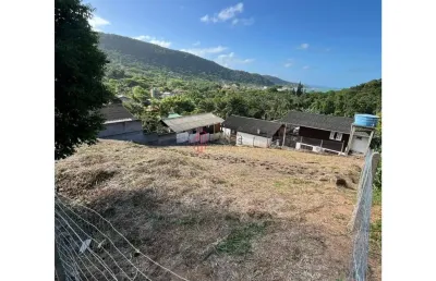 Vende-se terreno na pitoresca praia de taquaras em balneário camboriú/sc