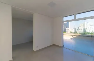 Linda cobertura com 2 dorms e amplo terraço, novíssima, ao lado do metrô república  - sp