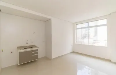 Kitnet novíssima para alugar ao lado do metrô república/sp
