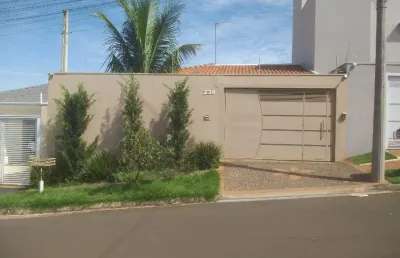 Casa com 2 quartos à venda no Jardim Treviso, Pirassununga 
