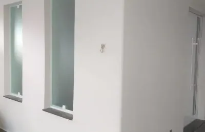 Linda casa no centro, recém reformada, próximo à praça da matriz