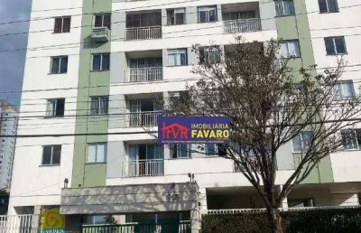 Garden araucária, décimo nono andar, com sacada, o que proporciona uma  vista espetacular e muita privacidade. excelente localização.