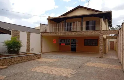 Casa com 3 dormitórios à venda, 236 m² por r$ 820.000,00 - castelinho - piracicaba/sp