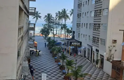 Pitangueiras- calçadão com vista para o mar , garagem no prédio.