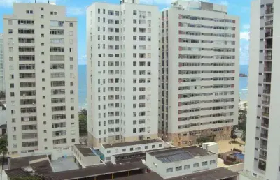 Praia de pitangueiras, alto padrão, 1 por andar, vista ao mar, 2 garagens, próximo ao mar, excelente localização!!!