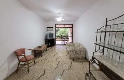 Pitangueiras - local nobre, apto com piso em em granito, excelente apto reformado e super espaçoso, 120 m² úteis, 02 vagas de garagem, serv. de praia