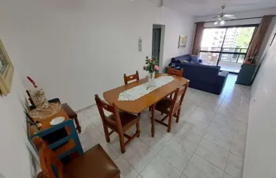 Apartamento com 3 dormitórios, sendo 1 suíte, 3º opcional, na praia de pitangueiras.