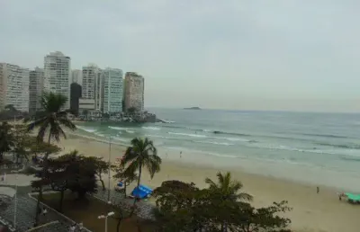 Praia de pitangueiras, prédio frente total para o mar, próximo ao shopping, garagem, vista ao mar.