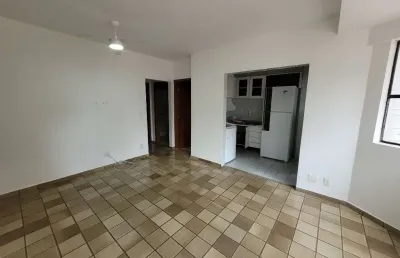 Astúrias- maravilhosa área de lazer , pertinho da praia , 01 vaga de garagem no prédio.