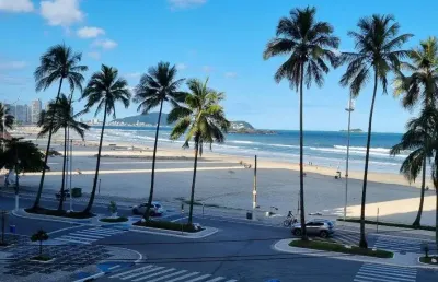 Pitangueiras- frente total ao mar , linda vista , garagem no prédio.