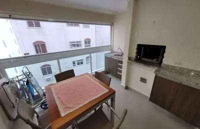 Lindo apartamento com terraço gourmet, pitangueiras, 150 metros do mar.