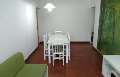 Apartamento - duas  quadras da praia na pitangueiras - guarujá