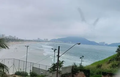 Pitangueiras - frente ao mar, belíssima vista da praia, apto claro e super  arejado, 168 m² úteis, 02 vagas garagem no prédio e área de lazer