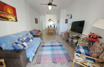 Apartamento com 3 dormitórios, sendo 1 suíte e o 3º opcional, 2 quadras da praia de pitangueiras.