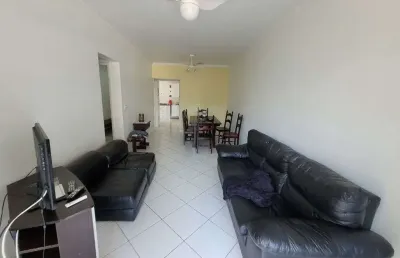 Pitangueiras – uma quadra da praia, maravilhoso apartamento totalmente reformado, garagem no prédio, localização privilegiada.