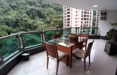Apartamento com 3 quartos para alugar na Rua Sorocaba, 45, Pitangueiras, Guarujá