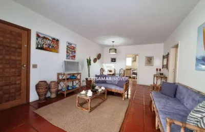 Pitangueiras- localização privilegiada , amplos apartamento com 122 m² útes , 02 vagas de garagem no prédio , salão de festas e churrasqueira.