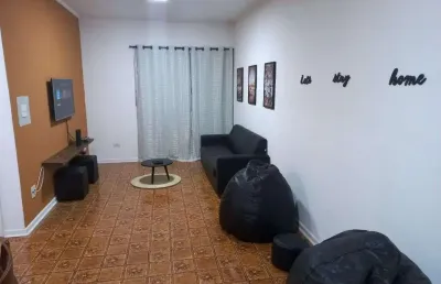 Astúrias - localização privilegiada , amplo apartamento , garagem no prédio.