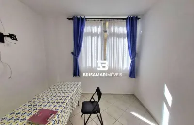 Pitangueiras- uma quadra da praia , localzação privilegiada, garagem.