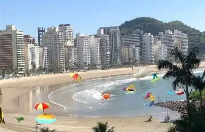 Apartamento com 3 quartos para alugar na Rua Costa Esmeralda, 31, Jardim Astúrias, Guarujá