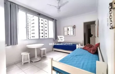 Pitangueiras- uma quadra da praia , garagem no prédio.
