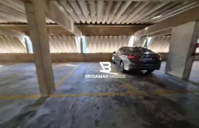 Pitangueiras- box de garagem ao lado do banco santander