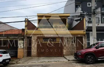 Oportunidade imperdível: sobrado com 611 m² de construção e total versatilidade!