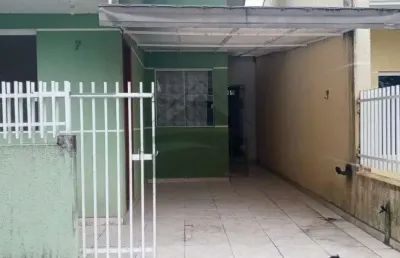 Casa em condomínio fechado com 2 quartos à venda na Rua Presidente Faria, Colônia Faria, Colombo