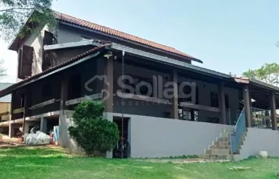 Casa para comprar no condomínio chácaras do lago na cidade de vinhedo, interior de são paulo.