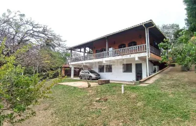 Casa para venda no bairro santa claudina em vinhedo, interior de são paulo.