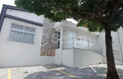 Sala para alugar em ótima localização na cidade de vinhedo - sp com 16,14 m² piso em porcelanato, ar-condicionado, interfone banheiro social