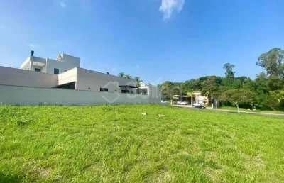 Terreno à venda no residencial canto del bosco em valinhos - interior de são paulo.