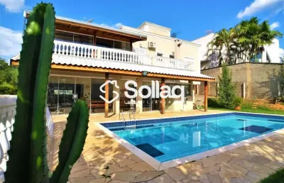 Casa mobiliada para alugar em vinhedo -sp , 04 suites, sala jantar, sala tv, piscina , churrasqueira.