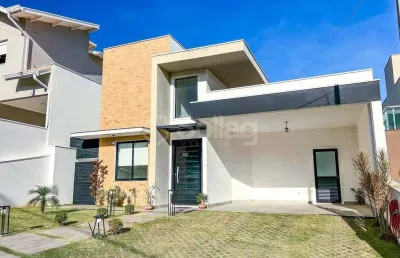 Casa térrea em condomínio a venda em exclusividade com três suítes no condomínio terras de são francisco em vinhedo.