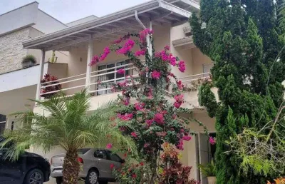 Casa em condomínio a venda com quatro dormitórios no condomínio vila di treviso em vinhedo.