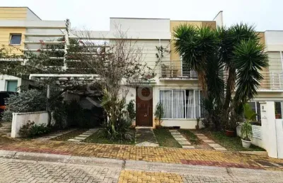 Casa à venda com 3 suítes e um layout funcional pensado para o conforto.