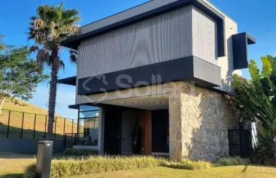Casa a venda com quatro suítes, piscina, adega no condomínio campo de toscana em vinhedo -são paulo.