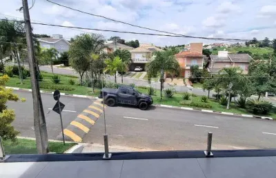Casa térrea para alugar com 3 suítes com armários e área gourmet em vinhedo no condomínio terras de são francisco.